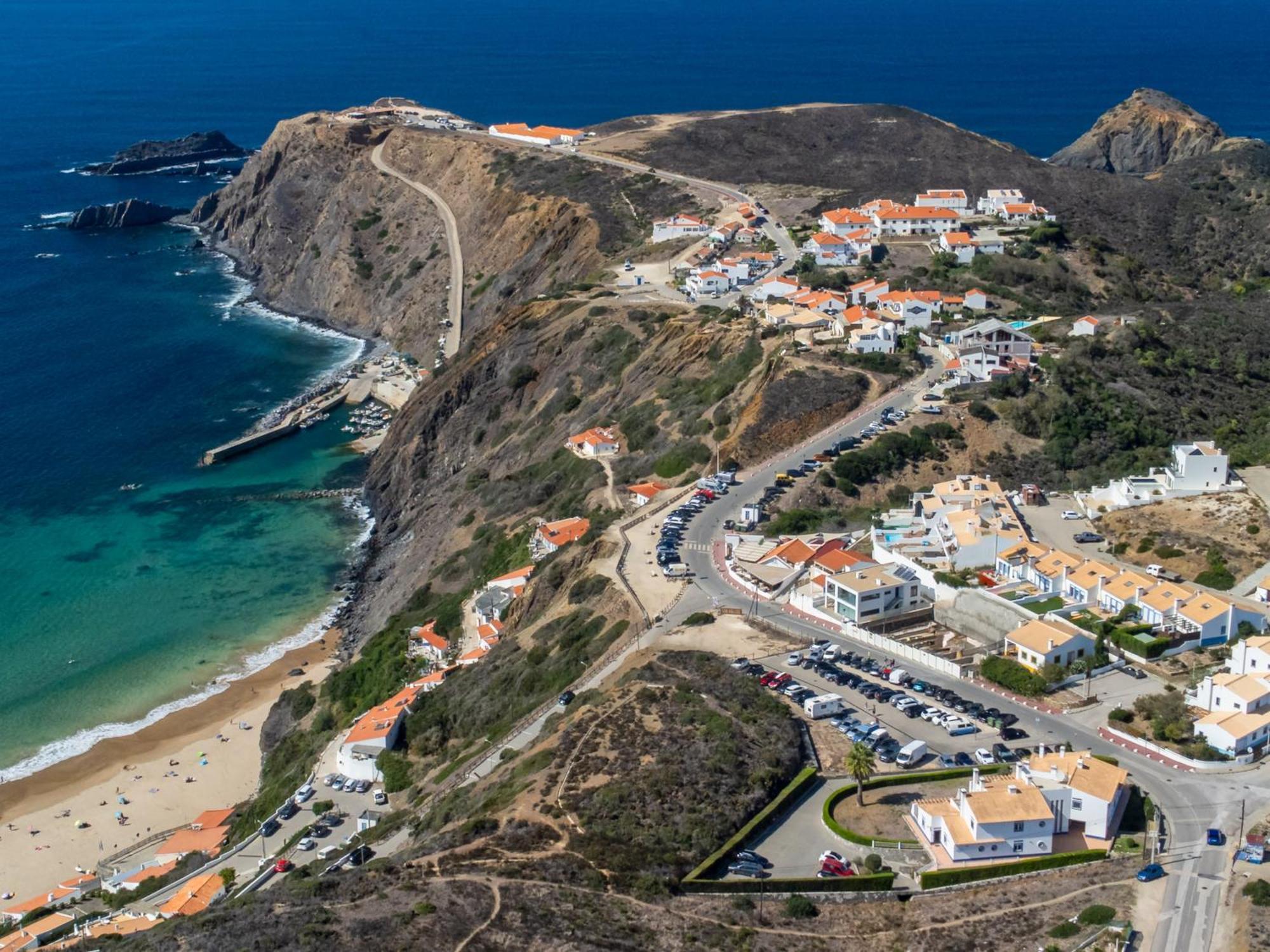 Sweet Home Arrifana // Beachhouse برايا دا أريفانا المظهر الخارجي الصورة